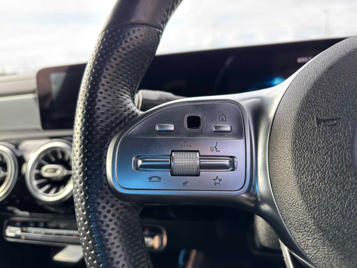 Used Mercedes-Benz CLA 2019 for sale - 77051469: Photo 18