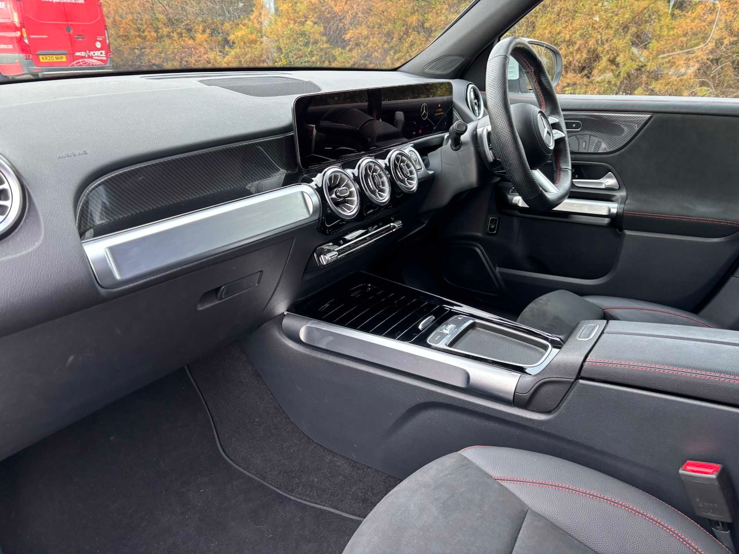 Used Mercedes-Benz GLB 2024 for sale - 76564501: Photo 11