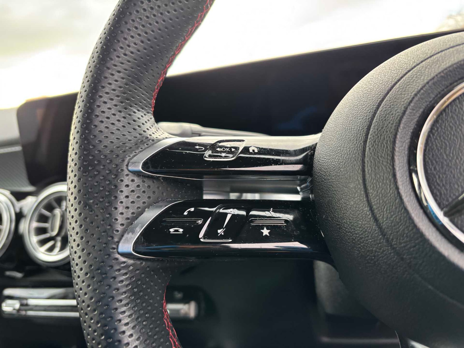 Used Mercedes-Benz GLB 2024 for sale - 76564501: Photo 18