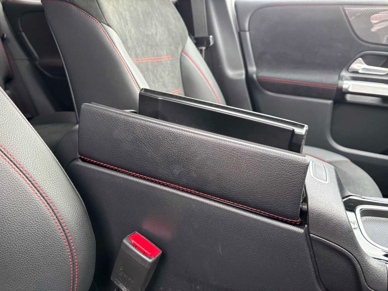 Used Mercedes-Benz GLB 2024 for sale - 76564501: Photo 31