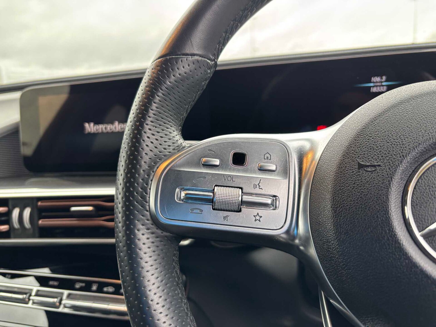 Used Mercedes-Benz EQC 2023 for sale - 77219573: Photo 18