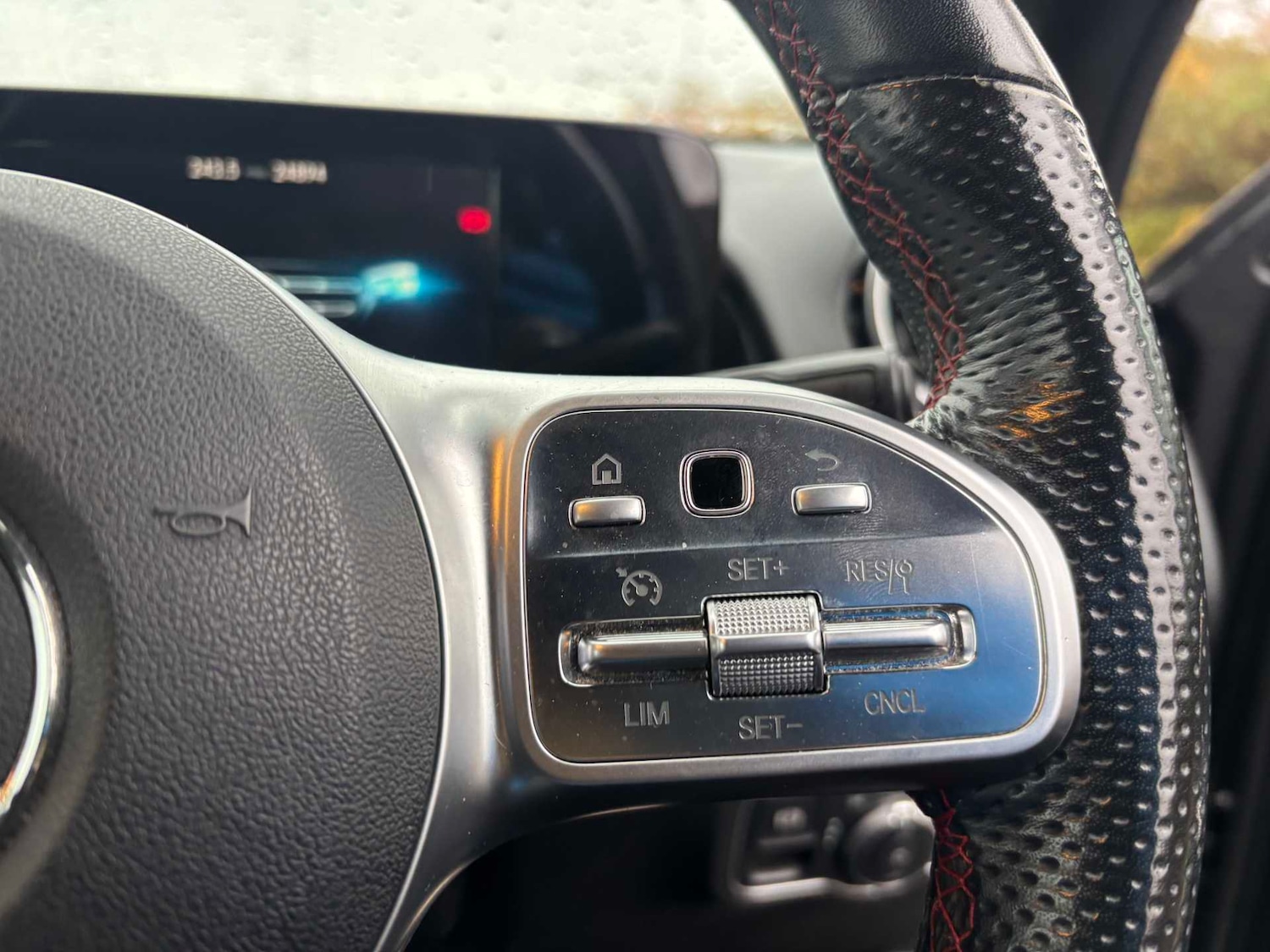 Used Mercedes-Benz GLB 2021 for sale - 76459929: Photo 19