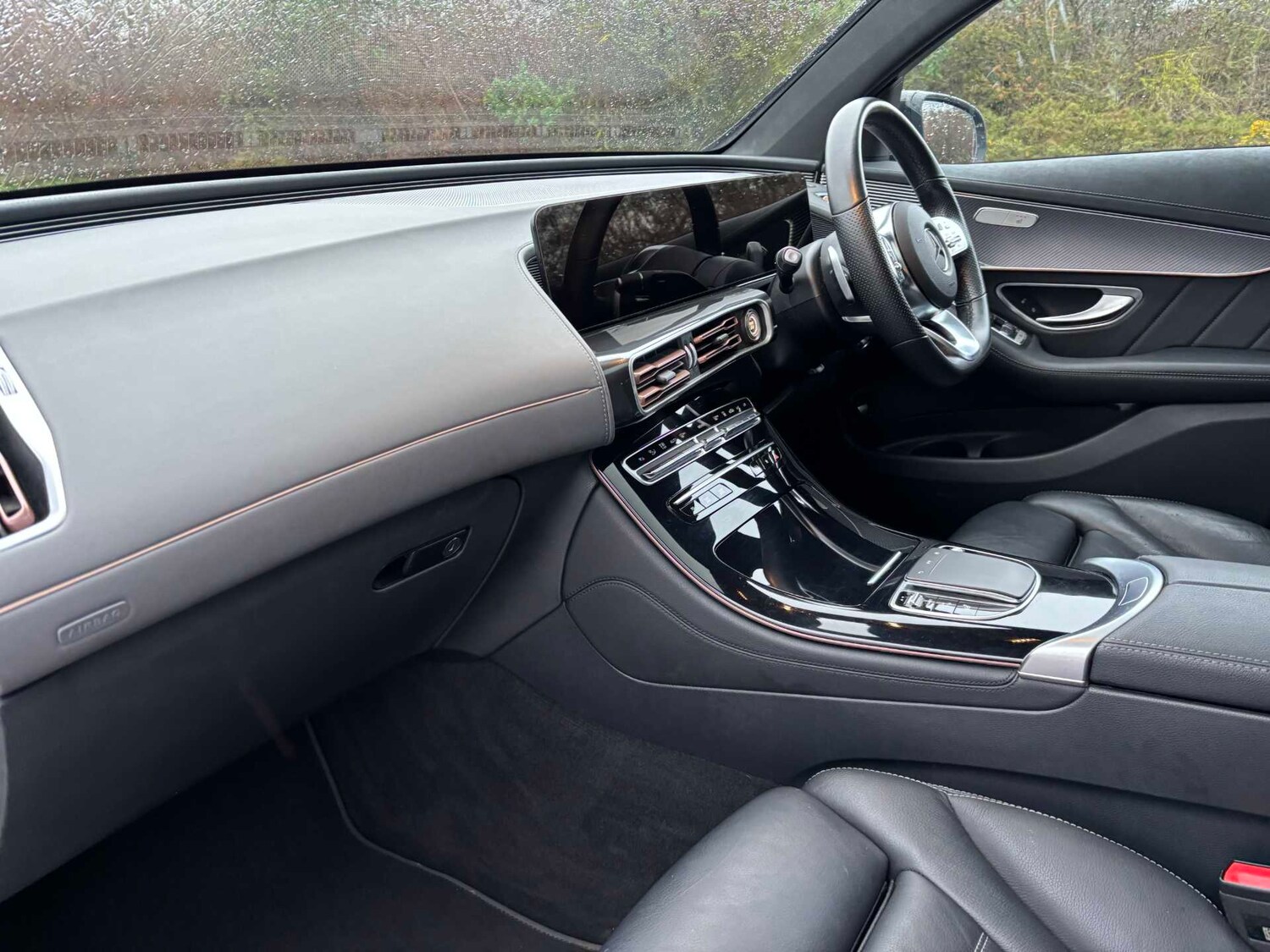 Used Mercedes-Benz EQC 2023 for sale - 77698970: Photo 11