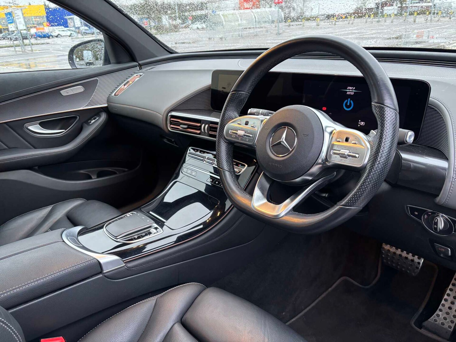 Used Mercedes-Benz EQC 2023 for sale - 77698970: Photo 13