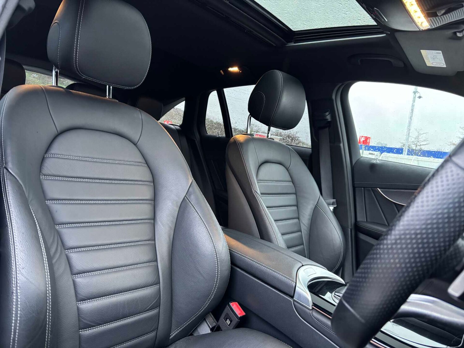 Used Mercedes-Benz EQC 2023 for sale - 77698970: Photo 32