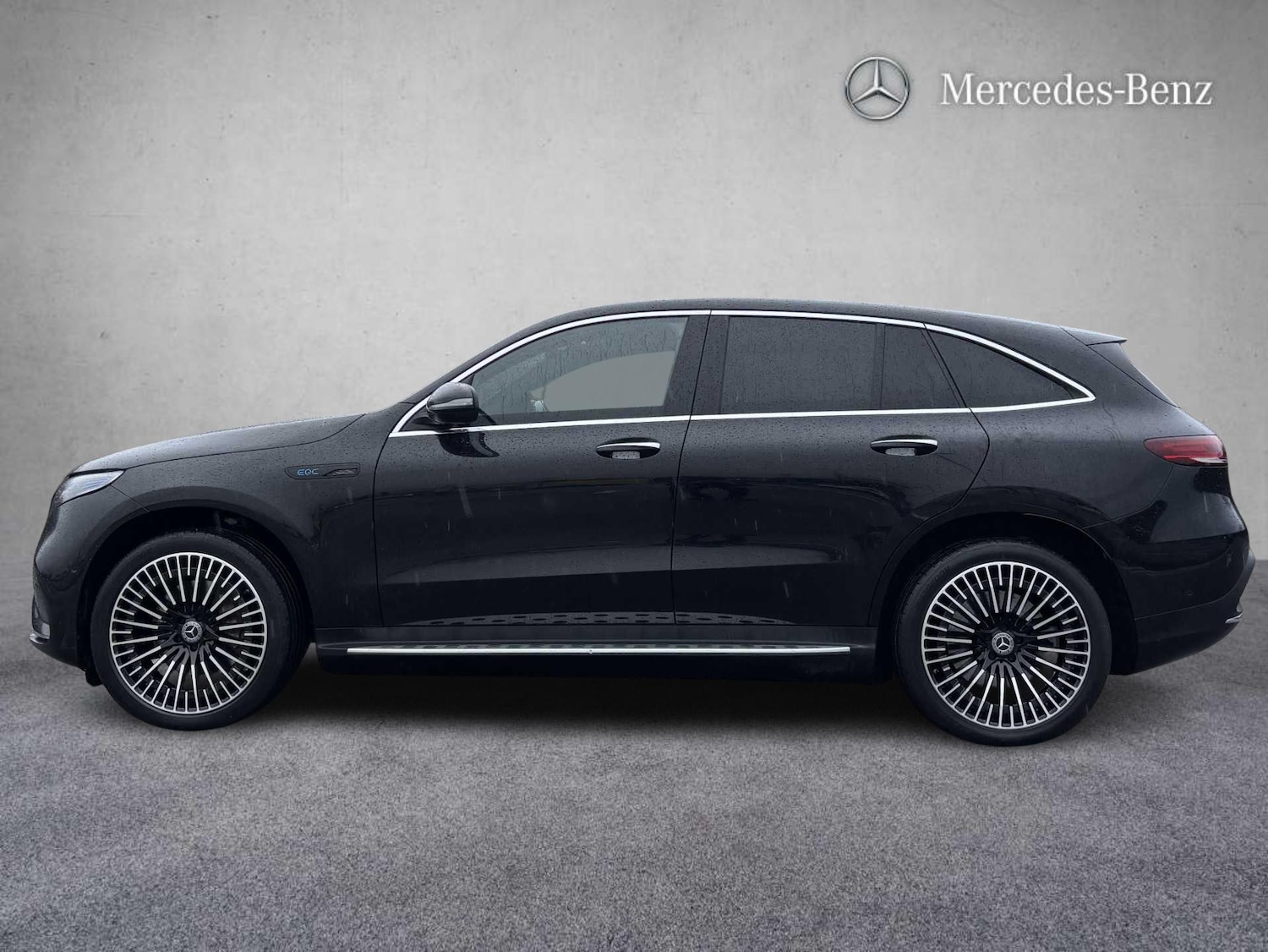 Used Mercedes-Benz EQC 2023 for sale - 77698970: Photo 5