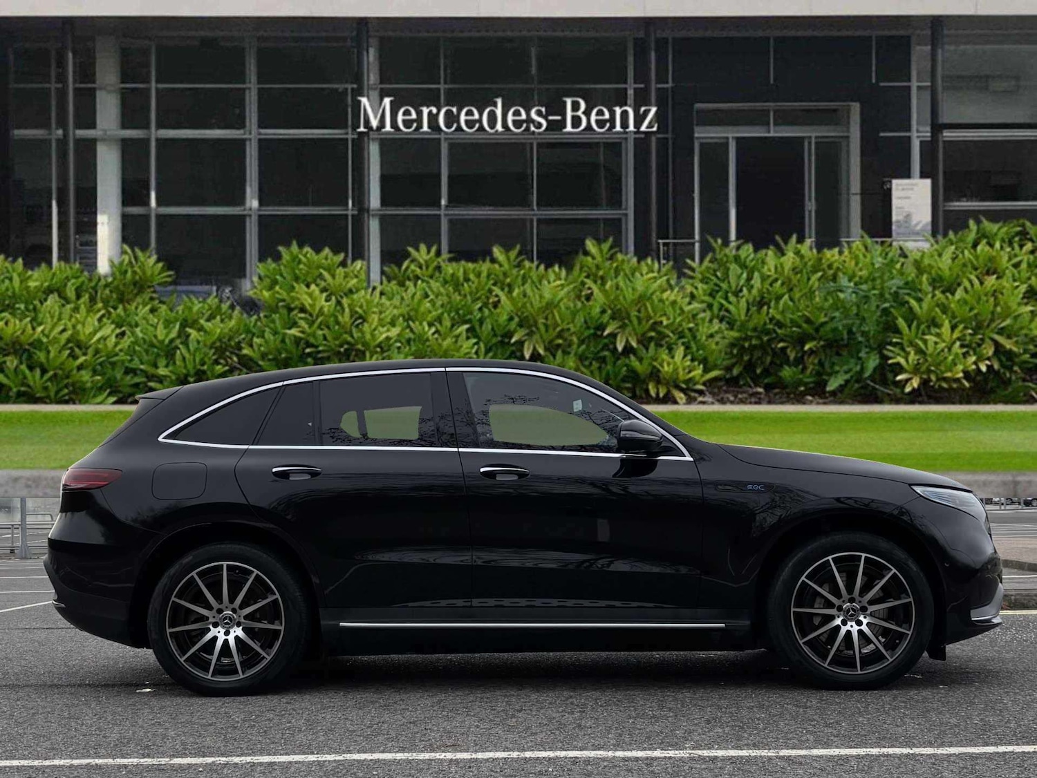 Used Mercedes-Benz EQC 2023 for sale - 76902390: Photo 6