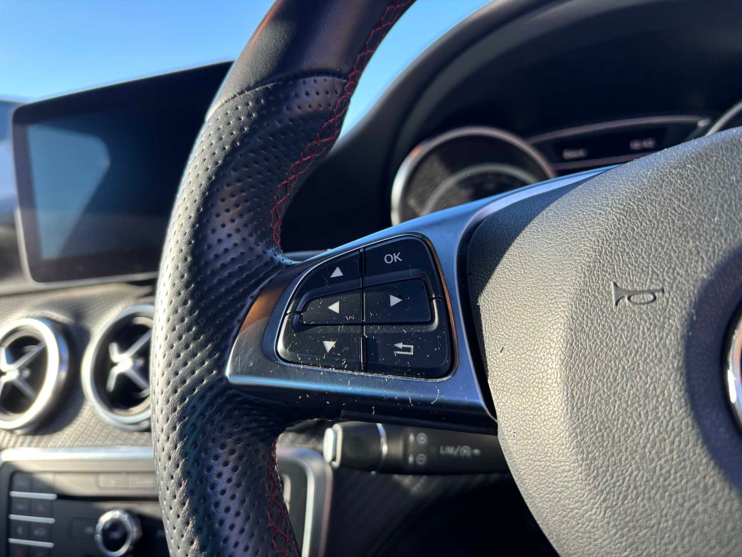 Used Mercedes-Benz A-Class 2017 for sale - 76804800: Photo 18