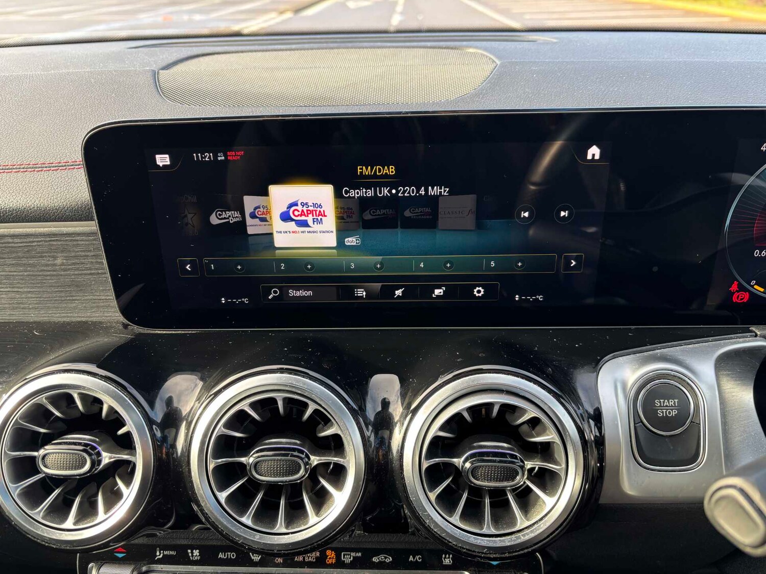 Used Mercedes-Benz EQB 2022 for sale - 77068564: Photo 33