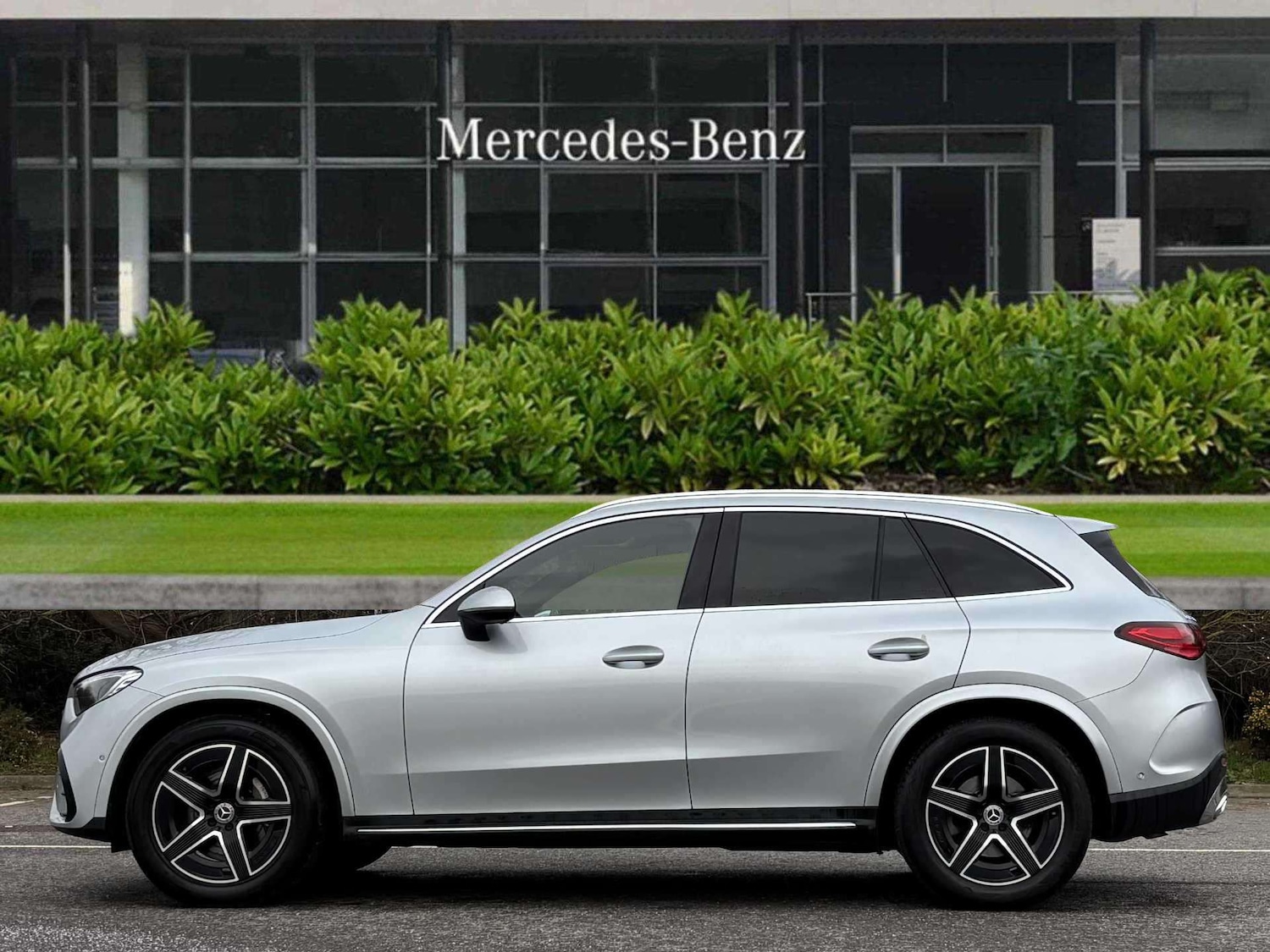Used Mercedes-Benz GLC 2024 for sale - 77443514: Photo 3