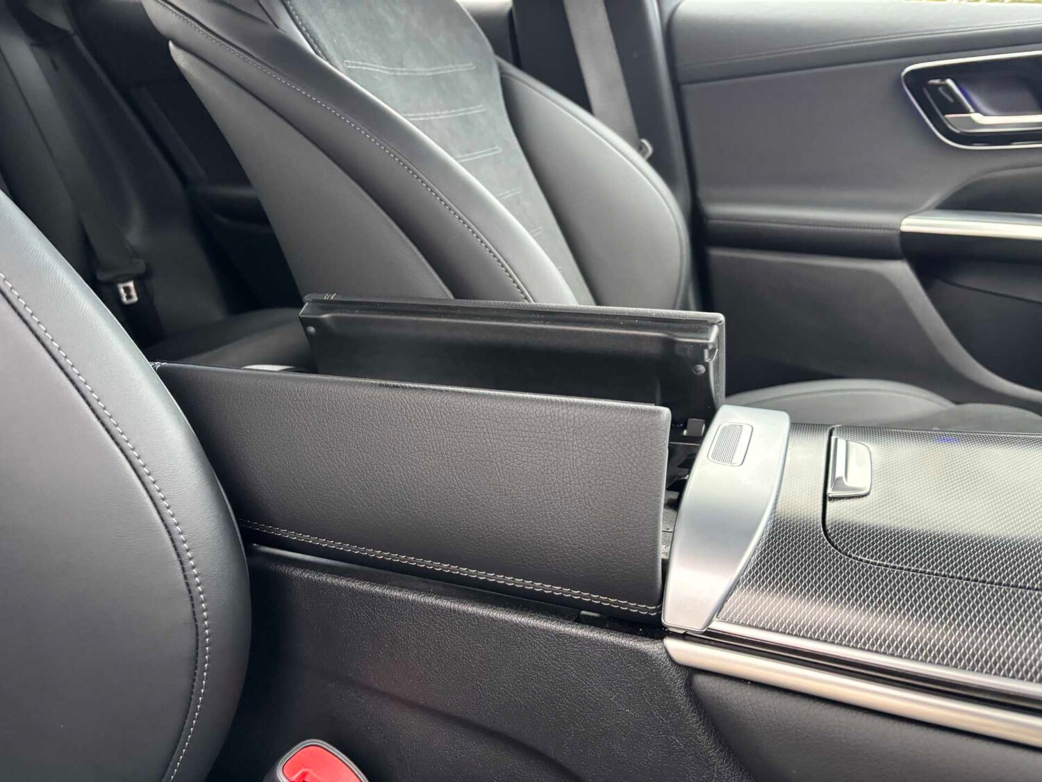 Used Mercedes-Benz GLC 2025 for sale - 77996125: Photo 31