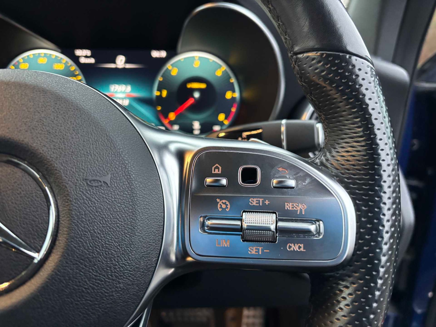 Used Mercedes-Benz GLC 2021 for sale - 77540649: Photo 19