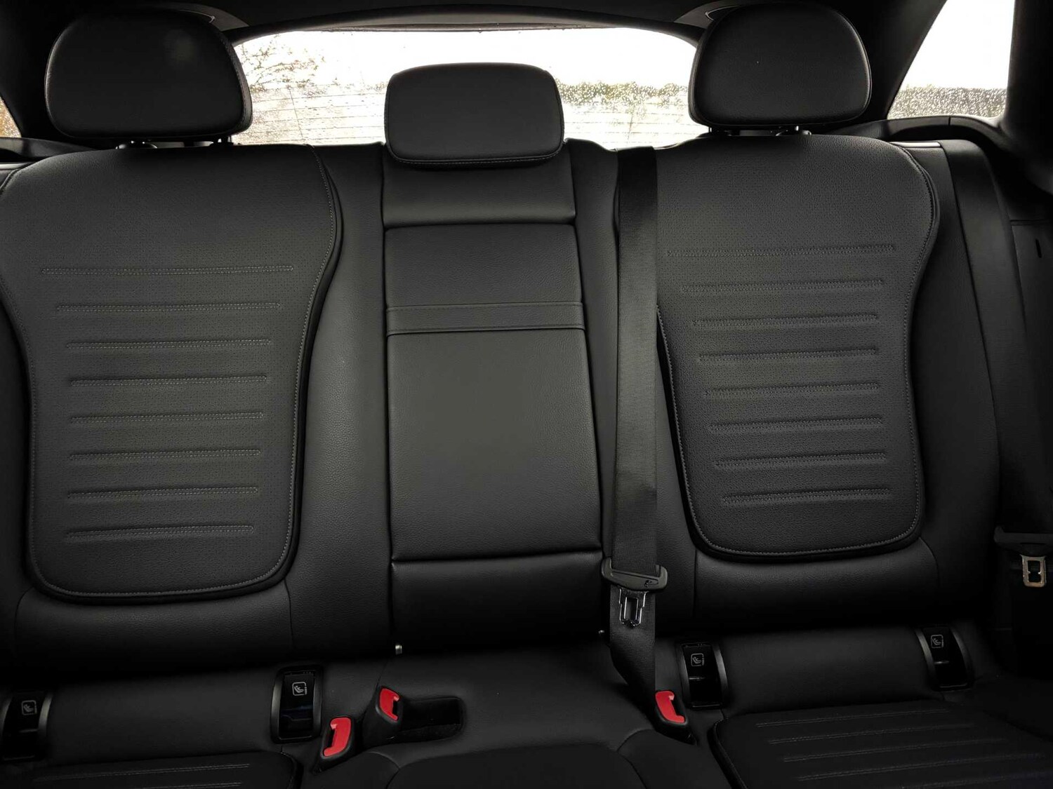 Used Mercedes-Benz GLC 2023 for sale - 76587708: Photo 14