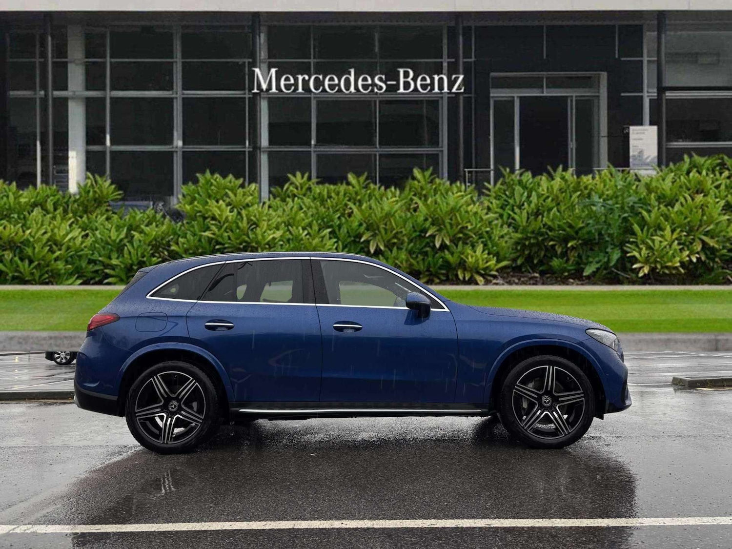 Used Mercedes-Benz GLC 2023 for sale - 76587708: Photo 6