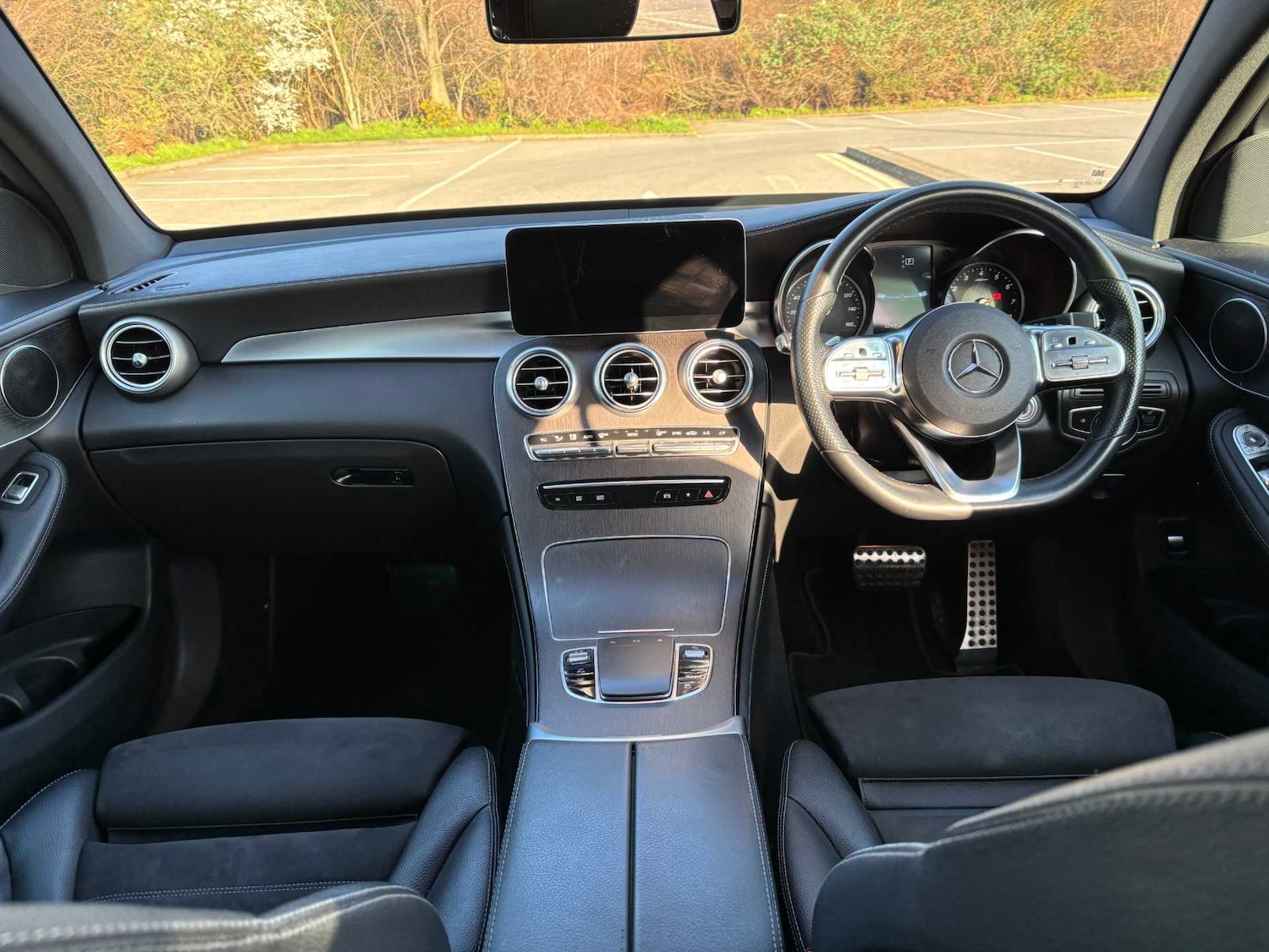 Used Mercedes-Benz GLC 2020 for sale - 77943162: Photo 17