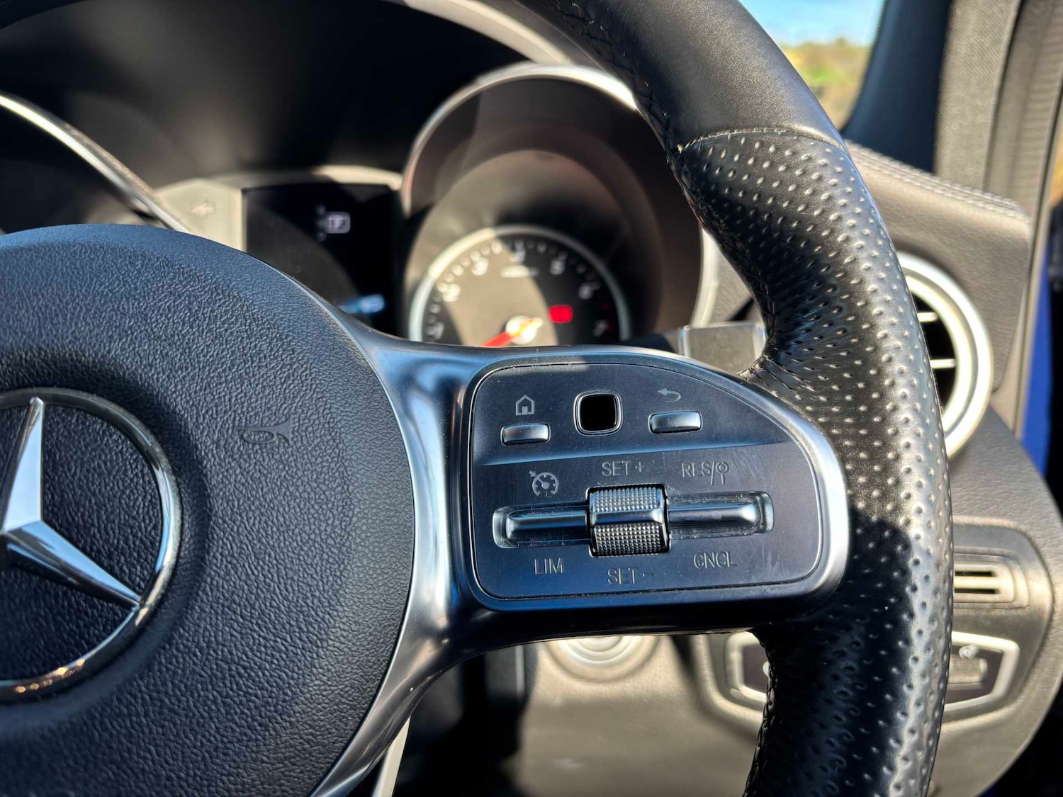 Used Mercedes-Benz GLC 2020 for sale - 77943162: Photo 19