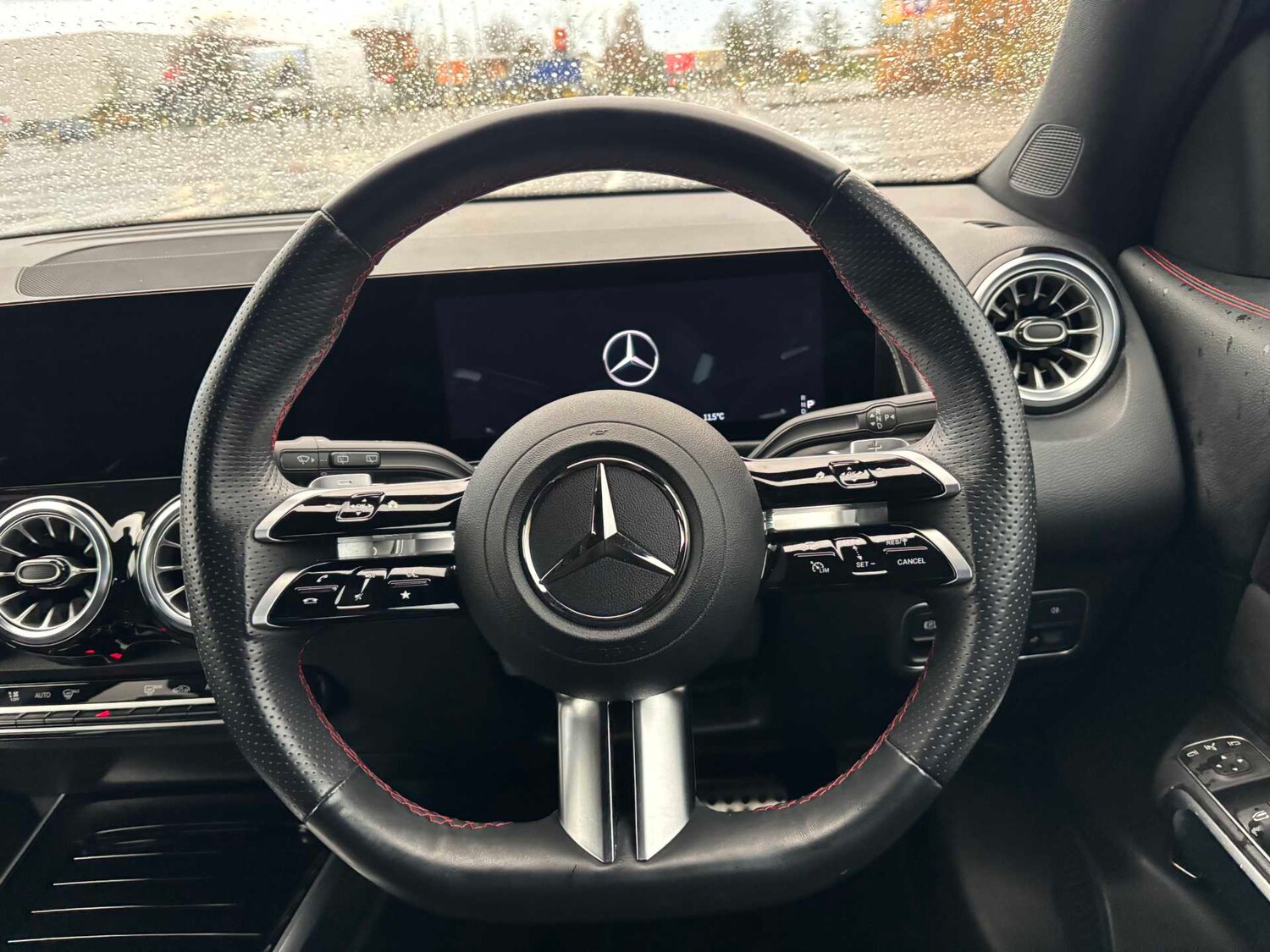 Used Mercedes-Benz GLB 2024 for sale - 76501897: Photo 16