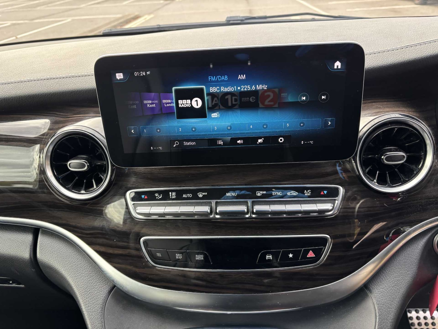 Used Mercedes-Benz V-Class 2020 for sale - 76501899: Photo 33