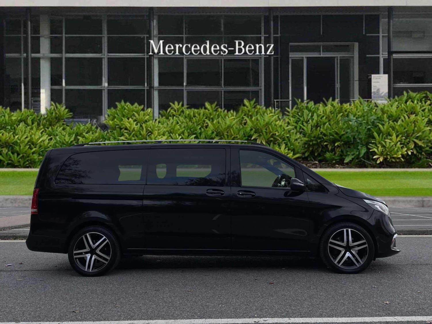 Used Mercedes-Benz V-Class 2020 for sale - 76501899: Photo 6