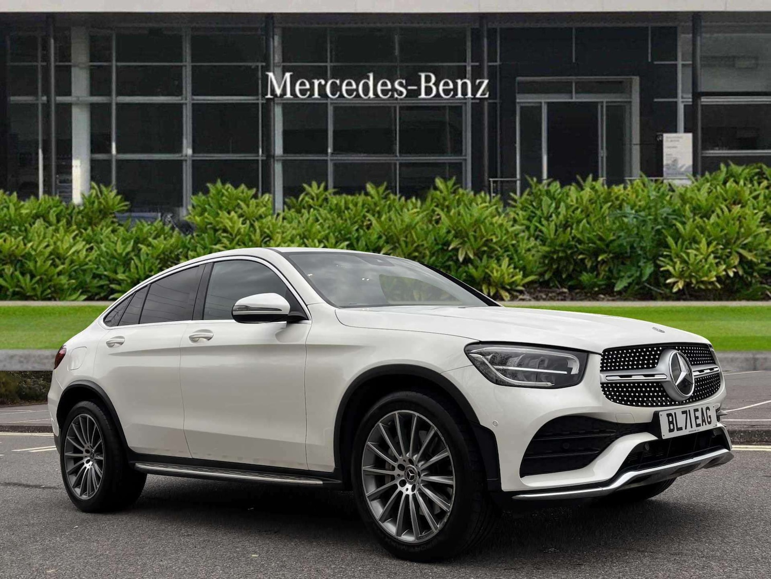 Used Mercedes-Benz GLC 2021 for sale - 76501951: Photo 1