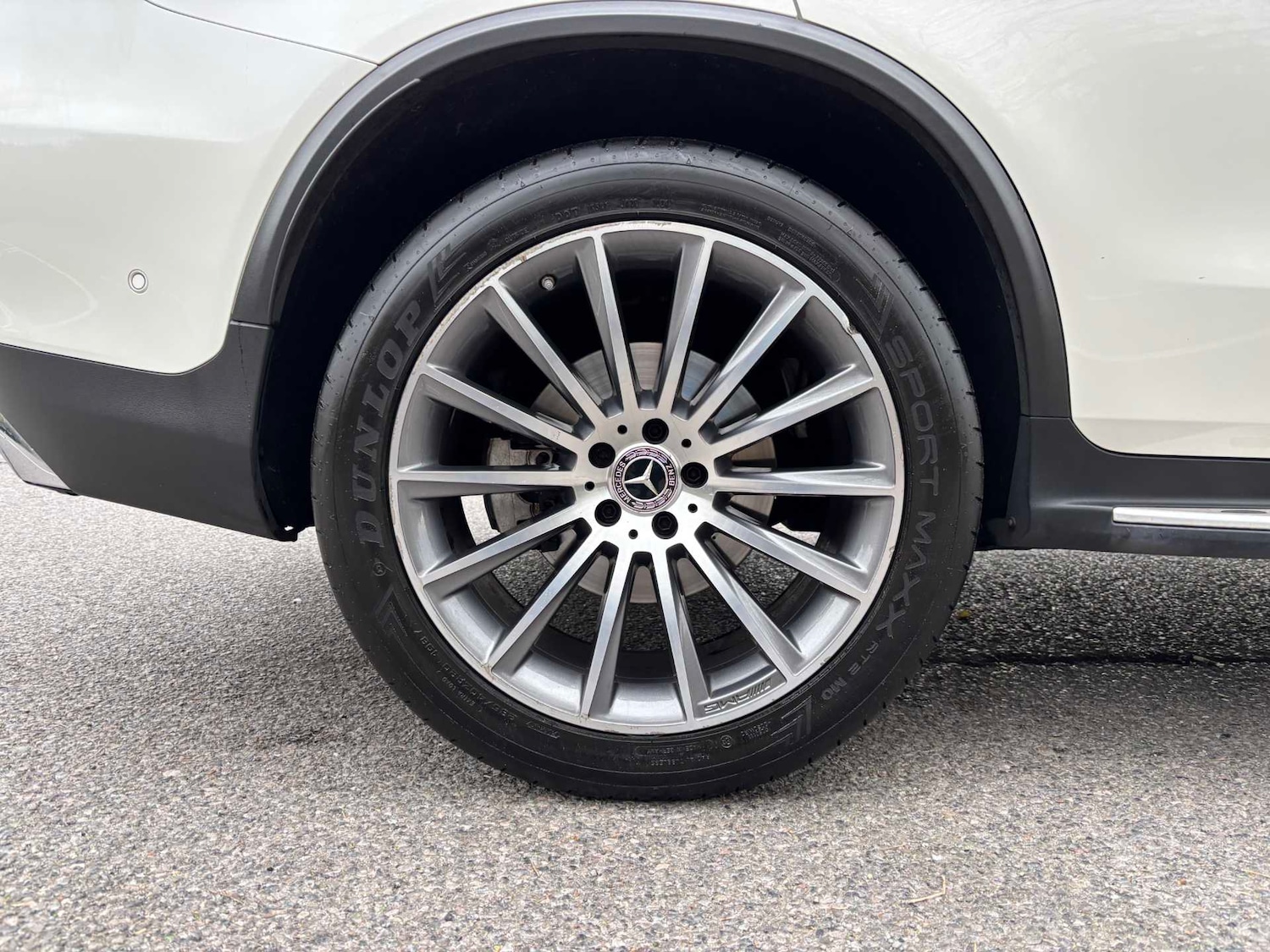 Used Mercedes-Benz GLC 2021 for sale - 76501951: Photo 8