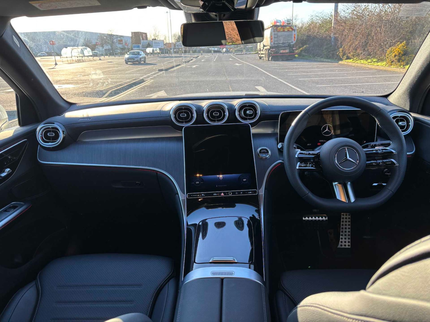 Used Mercedes-Benz GLC 2025 for sale - 77648992: Photo 17