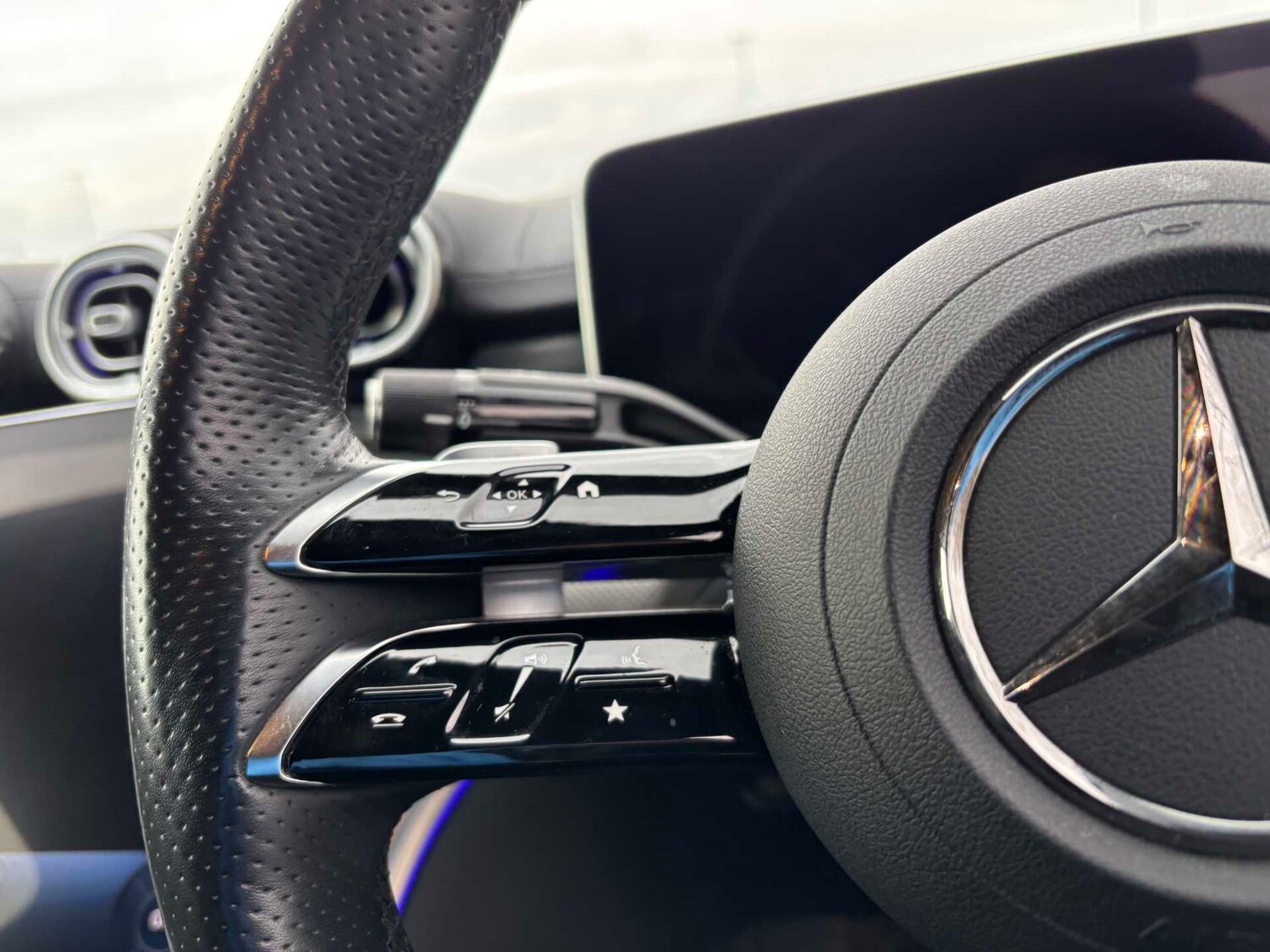 Used Mercedes-Benz C Class 2024 for sale - 78089727: Photo 18