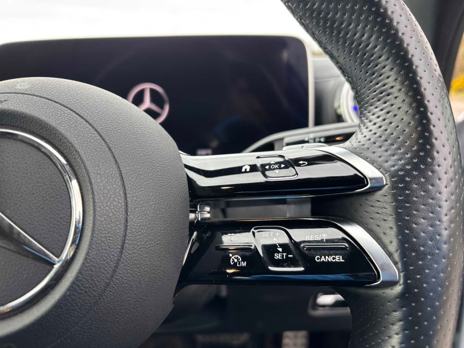 Used Mercedes-Benz C Class 2024 for sale - 78089727: Photo 19