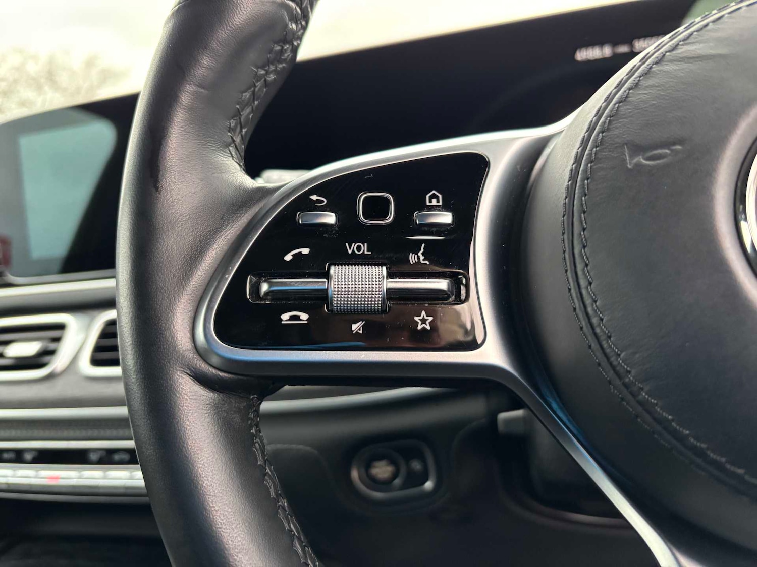 Used Mercedes-Benz GLS 2022 for sale - 76955300: Photo 18