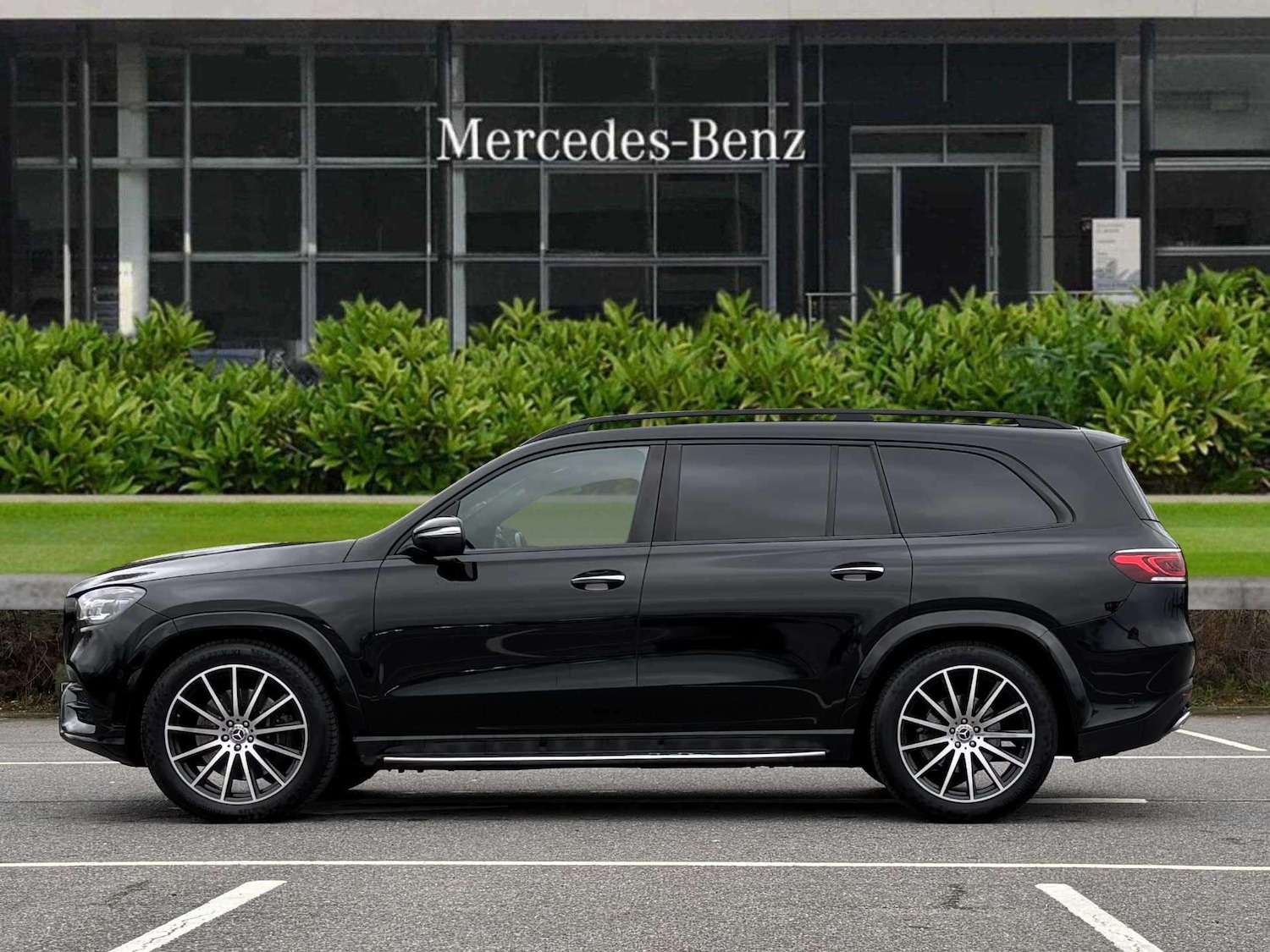 Used Mercedes-Benz GLS 2022 for sale - 76955300: Photo 3