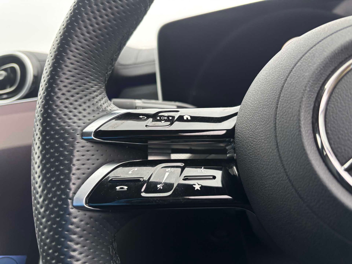 Used Mercedes-Benz C Class 2024 for sale - 76916057: Photo 18