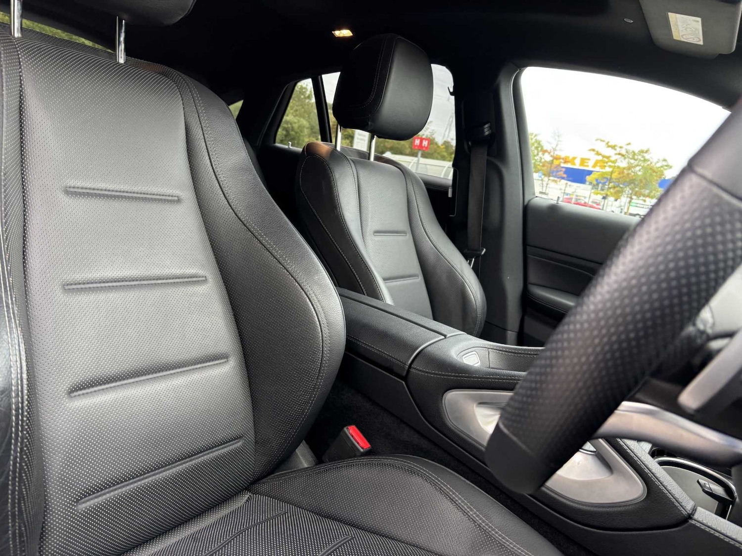 Used Mercedes-Benz GLE 2023 for sale - 76636669: Photo 32