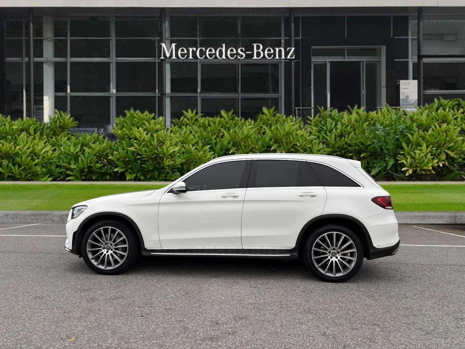 Used Mercedes-Benz GLC 2020 for sale - 77032270: Photo 3