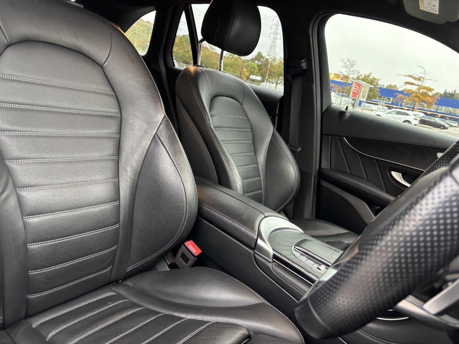 Used Mercedes-Benz GLC 2020 for sale - 77032270: Photo 32