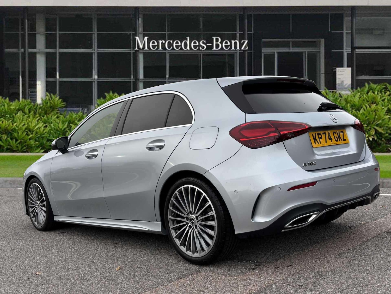 Used Mercedes-Benz A-Class 2024 for sale - 76329351: Photo 2