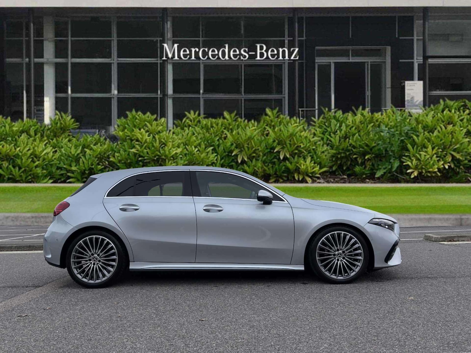 Used Mercedes-Benz A-Class 2024 for sale - 76329351: Photo 6
