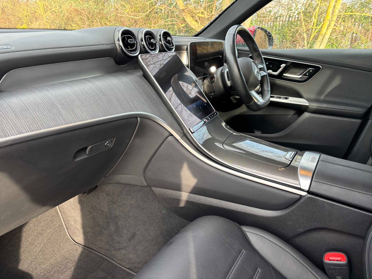 Used Mercedes-Benz GLC 2023 for sale - 77540833: Photo 11