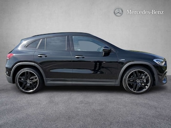 Used Mercedes-Benz GLA 2023 for sale - 78949359: Photo