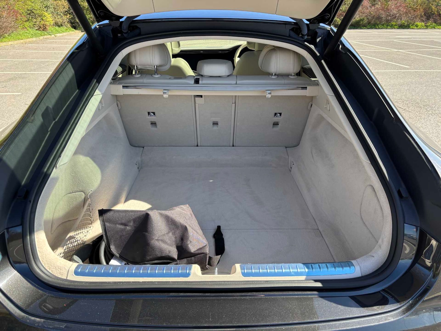 Used Mercedes-Benz EQS 2023 for sale - 78173838: Photo 12