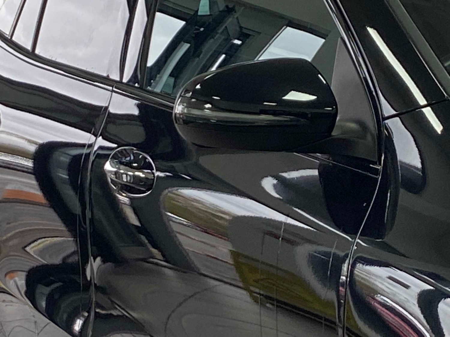 Used Mercedes-Benz GLA 2023 for sale - 76668927: Photo 12