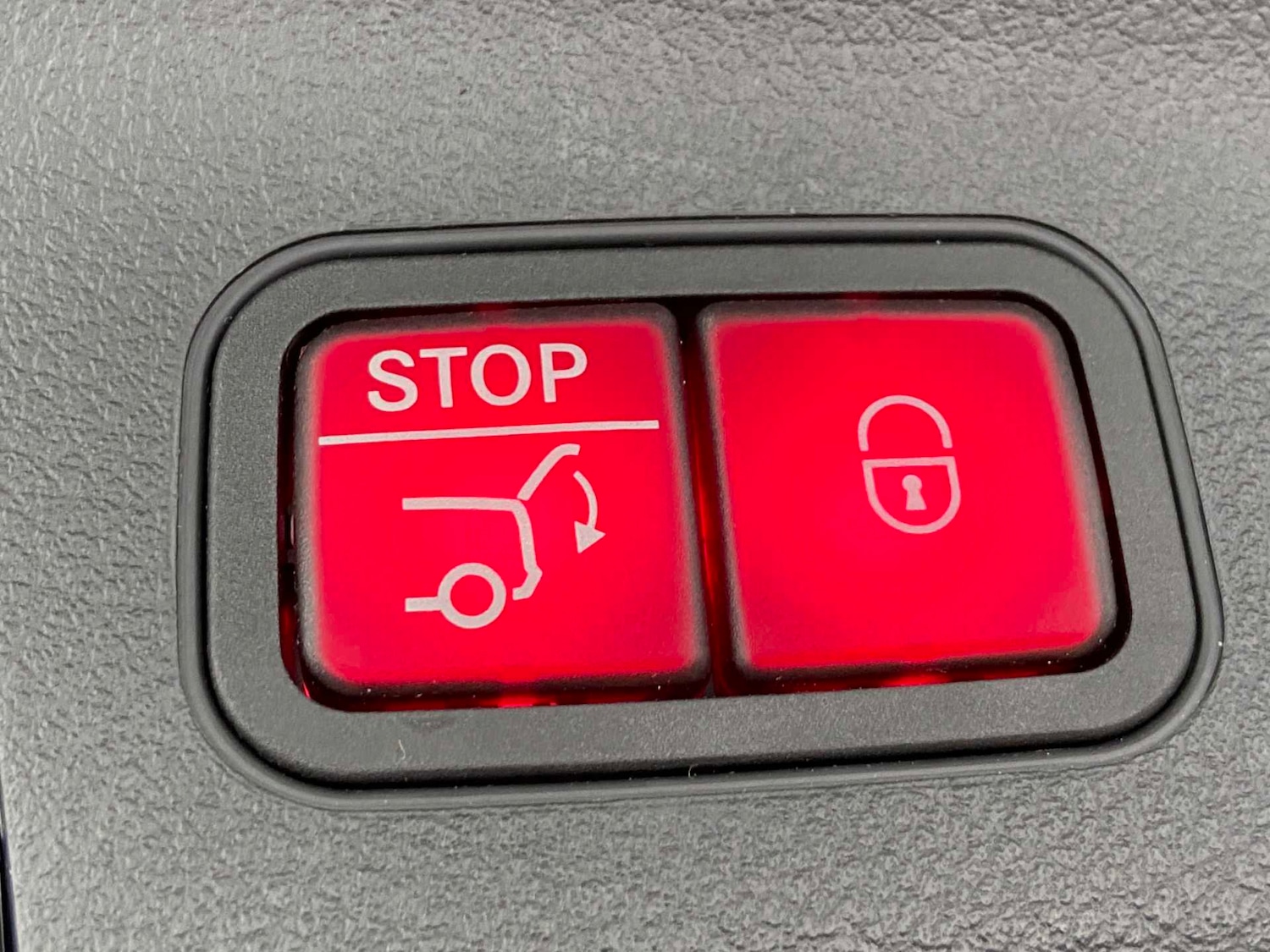 Used Mercedes-Benz GLA 2023 for sale - 76668927: Photo 8