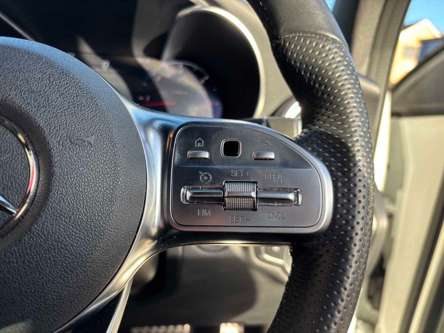 Used Mercedes-Benz GLC 2020 for sale - 78024167: Photo 23