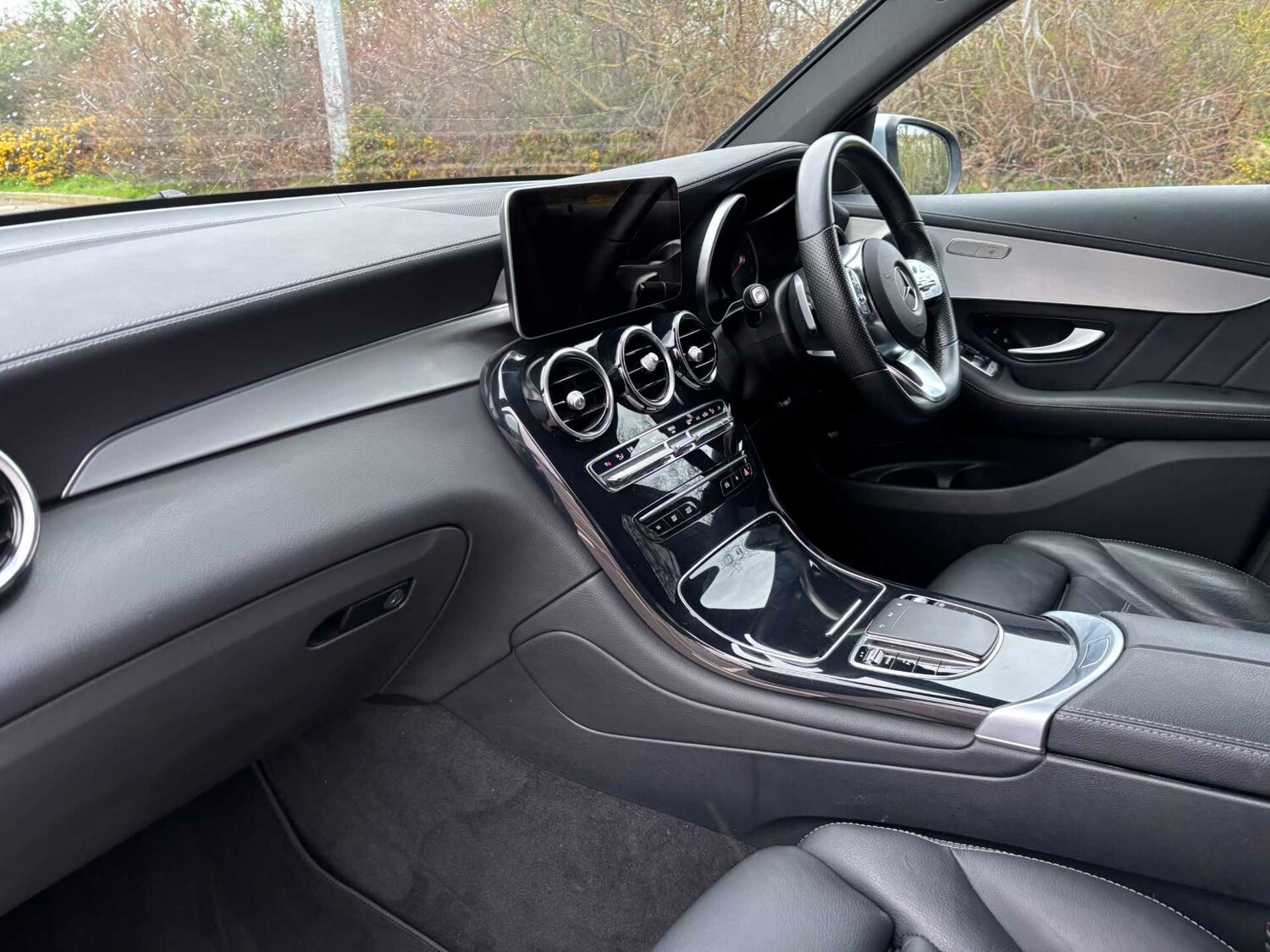 Used Mercedes-Benz GLC 2022 for sale - 77913701: Photo 11