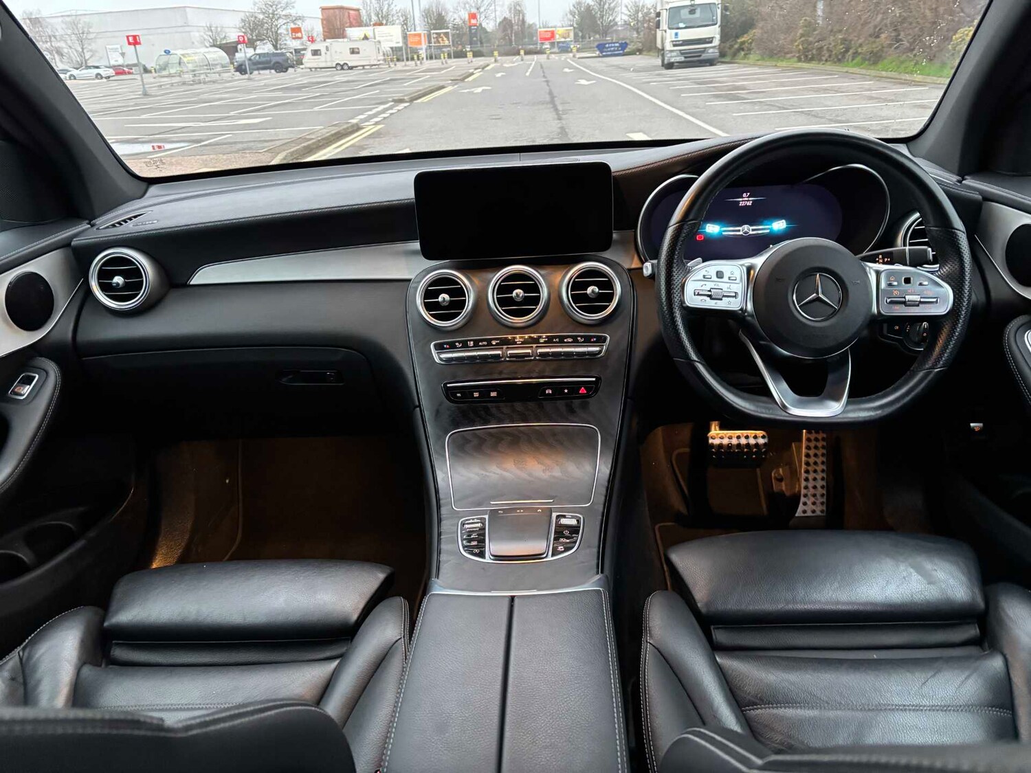 Used Mercedes-Benz GLC 2022 for sale - 77219679: Photo 17