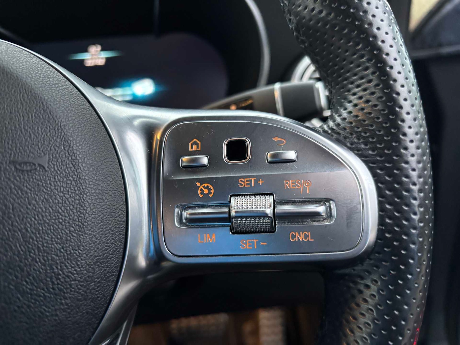 Used Mercedes-Benz GLC 2022 for sale - 77219679: Photo 19