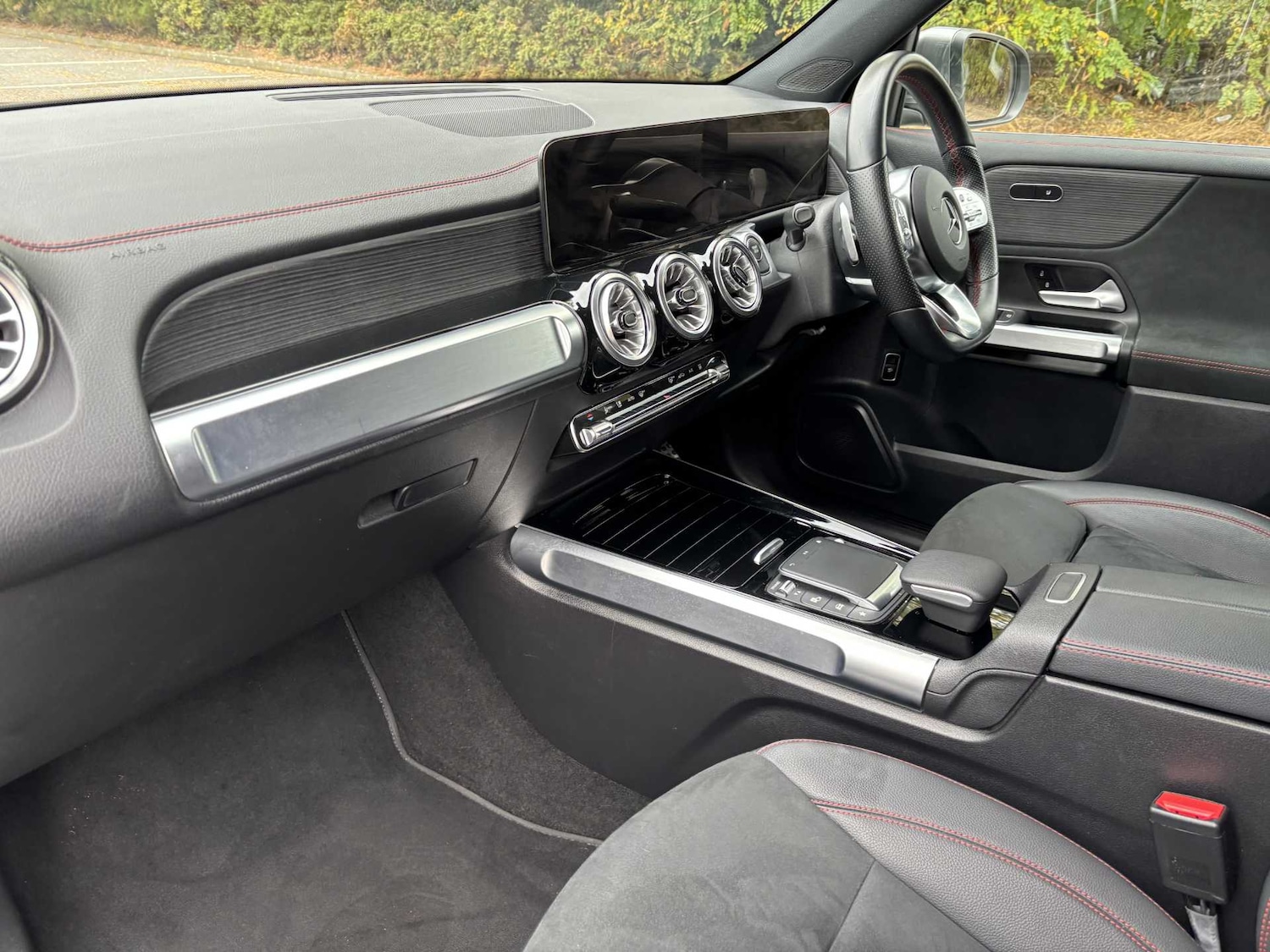 Used Mercedes-Benz EQB 2023 for sale - 76218203: Photo 11