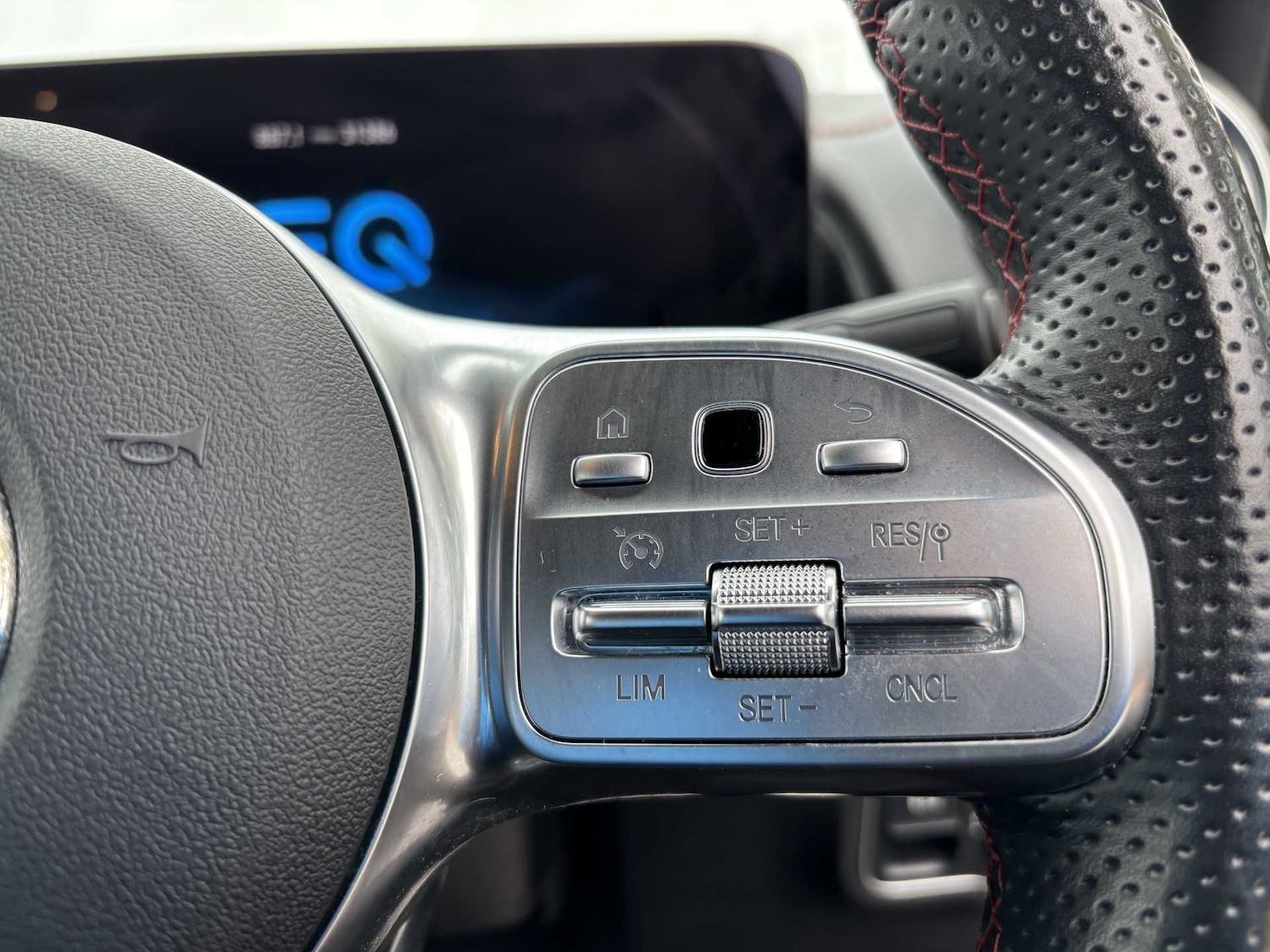 Used Mercedes-Benz EQB 2023 for sale - 76218203: Photo 19