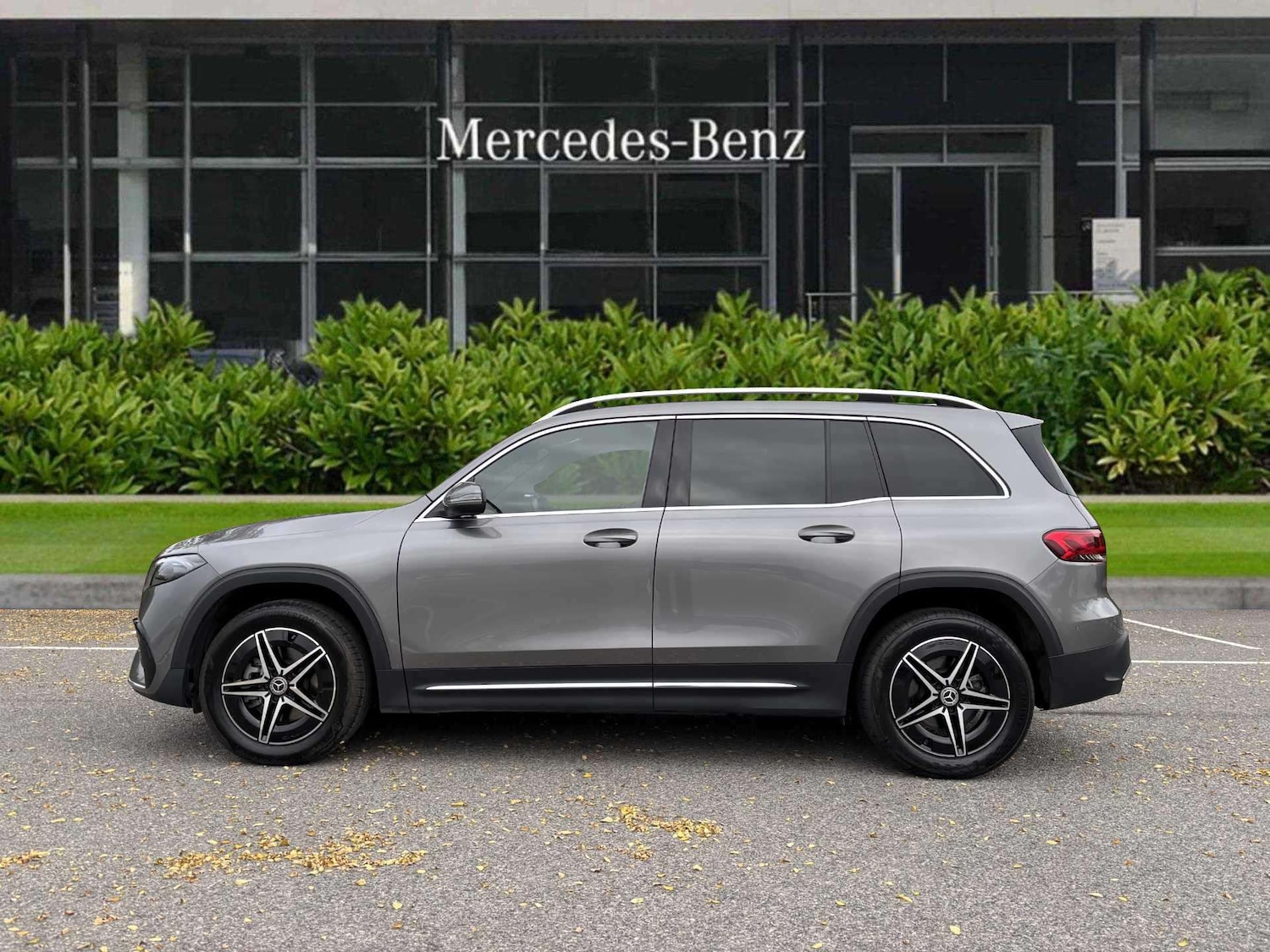 Used Mercedes-Benz EQB 2023 for sale - 76218203: Photo 3