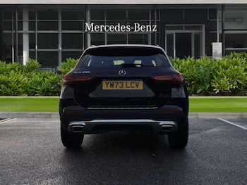 Used Mercedes-Benz GLA 2023 for sale - 77093302: Photo
