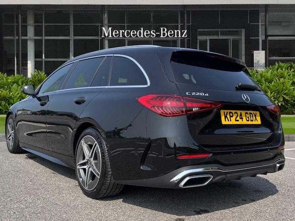 Used Mercedes-Benz C-Class 2024 for sale - 75510786: Photo 2